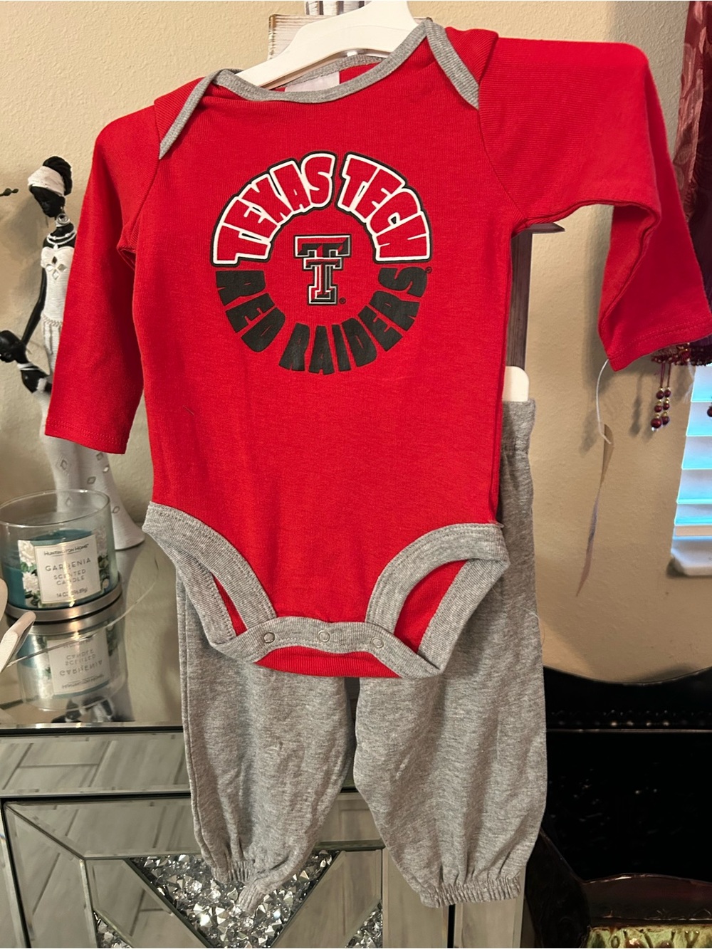 Rivalry Threads Red & Gray Texas Tech Red Raiders Baby Set